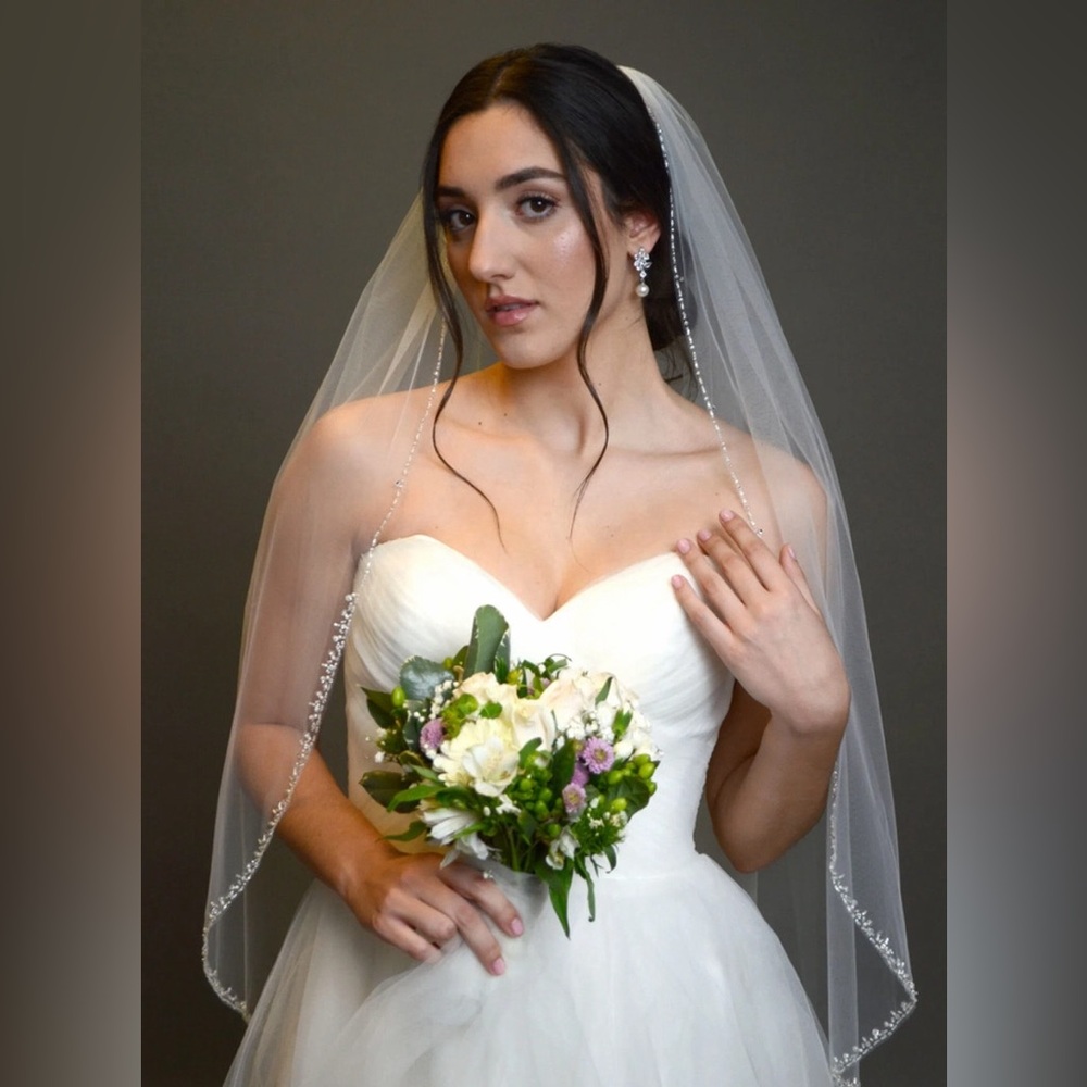 Ansonia & Elena Bridal Veil